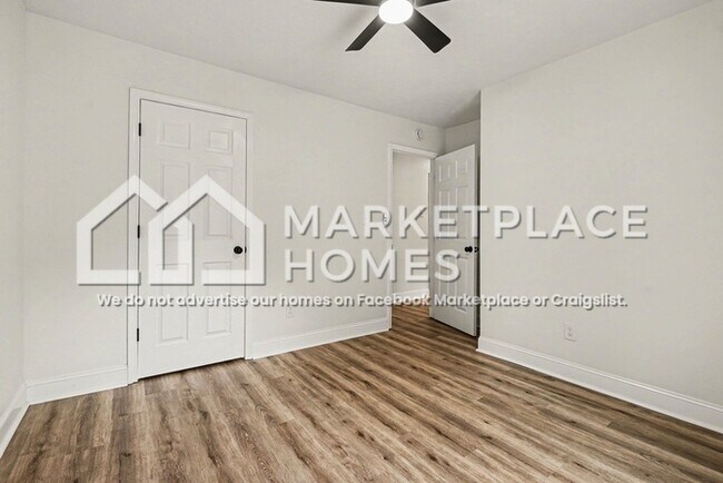 Building Photo - 5033 Mixon Pl