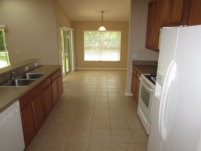 Building Photo - Large Indian Trails Single Family Home