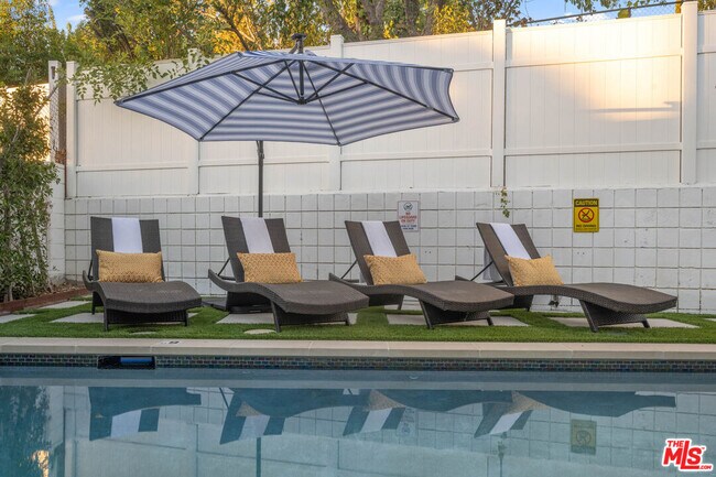 Building Photo - 22711 Margarita Dr