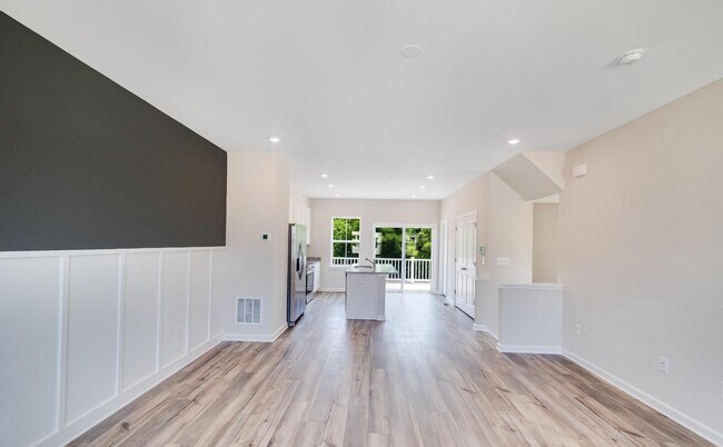 Building Photo - 132 Canning Rd