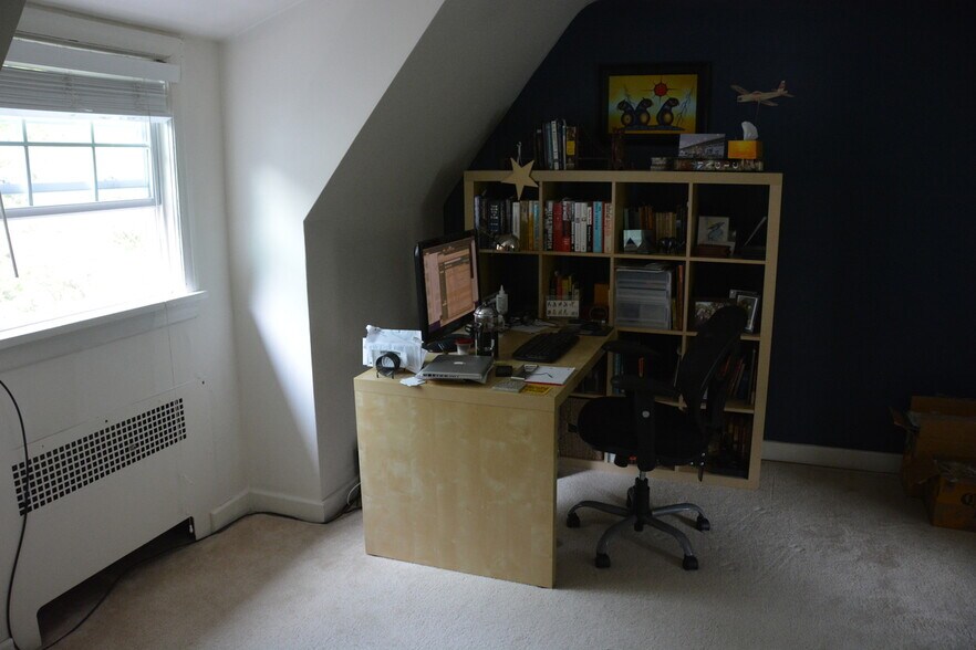 Building Photo - 442 Ridge Ave