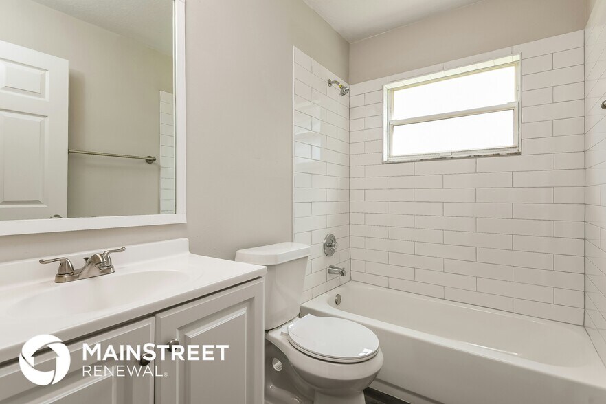 Building Photo - 1576 Cypress Woods Cir