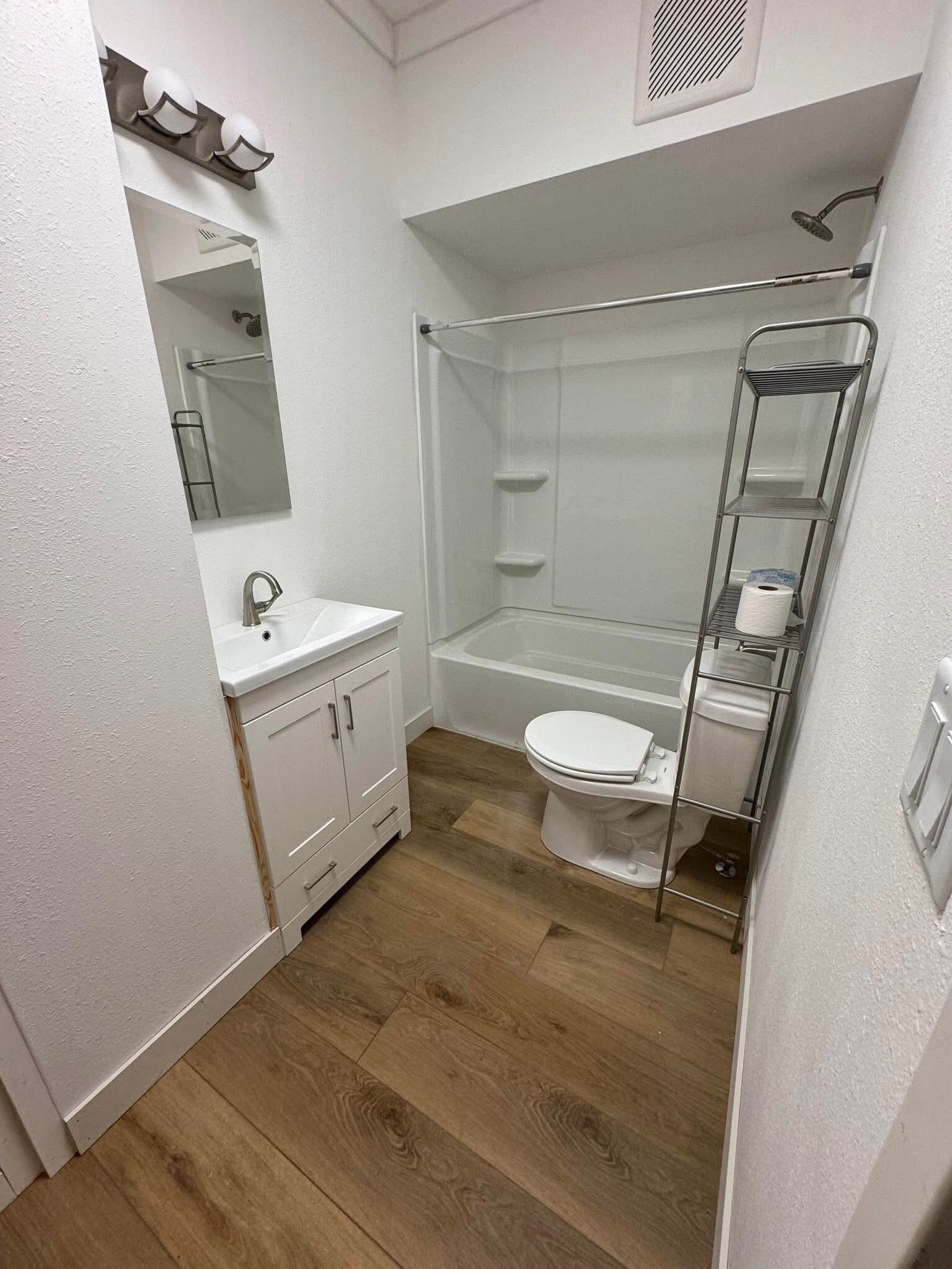 Bathroom #2 - 22726 County Road E34