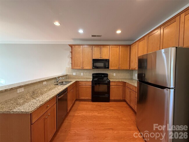 Building Photo - 714 Cotton Gin Alley