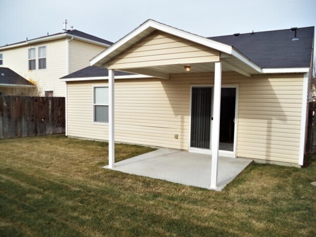Building Photo - 9683 W Rustica Dr