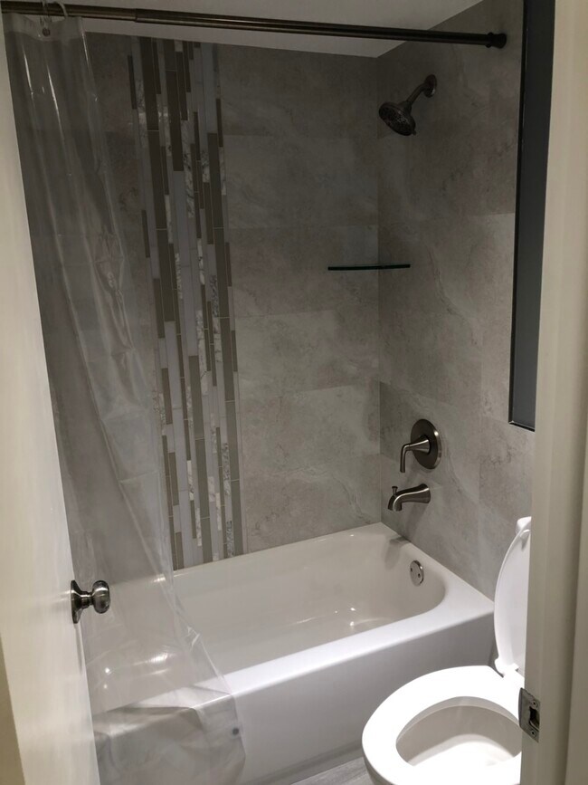 Building Photo - 2312 S Cypress Bend Dr