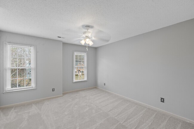 Building Photo - 113 Laurel Branch Dr