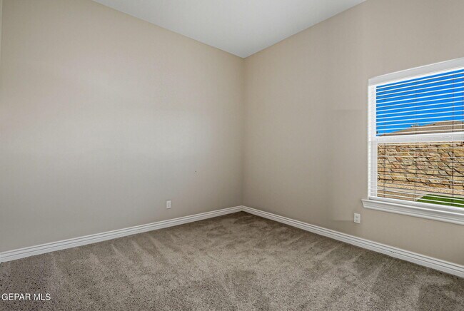Building Photo - 3380 David Palacio Dr
