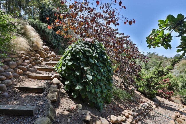 Building Photo - 3128 Courser Ave