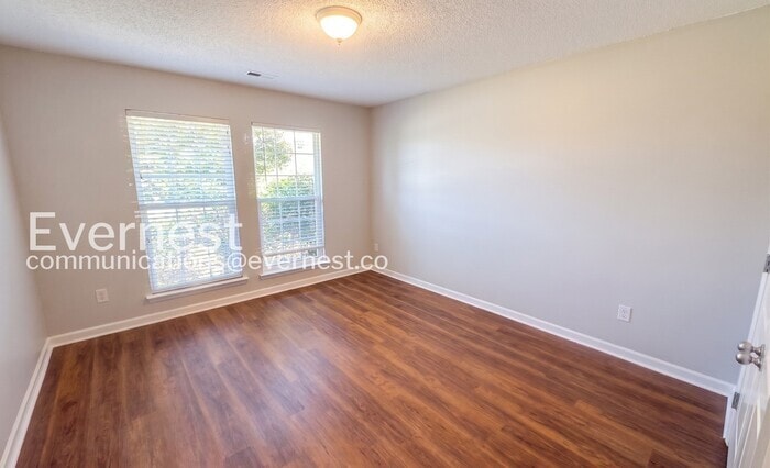Building Photo - 113 Coldsprings Dr