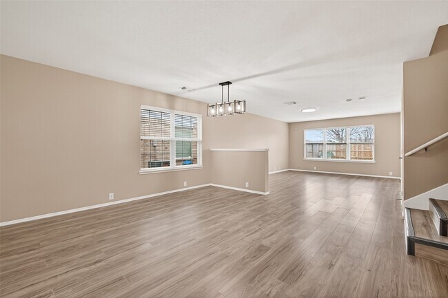 Building Photo - 15007 Sugar Sands Dr