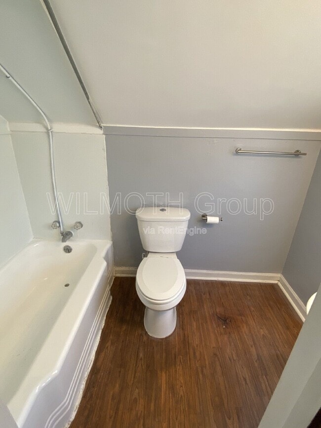 Building Photo - 309 Central Ave