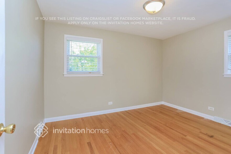 Building Photo - 9225 Menard Ave