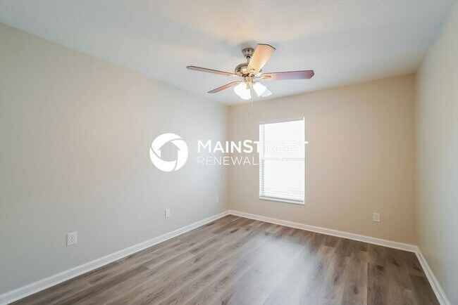 Building Photo - 4 Bedroom Pet-Friendly Home in BROOKSVILLE, FL with Main Street Renewal