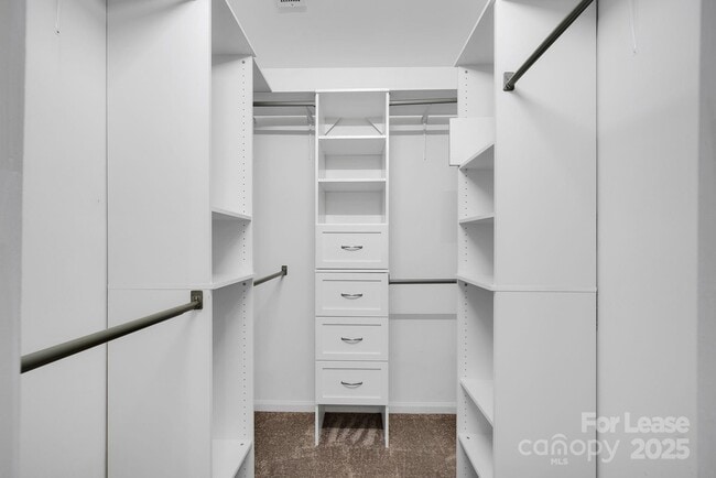 Building Photo - 3300 Selwyn Farms Ln