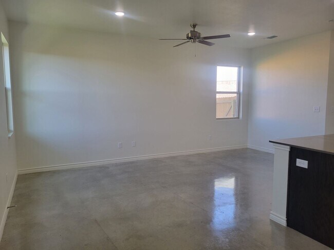 Building Photo - 2329 Zanoletti Ct