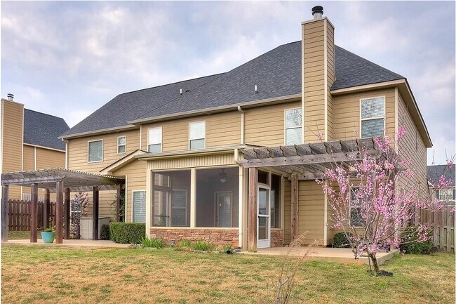 Building Photo - 151 Seaton Ave