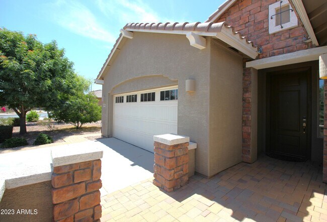 Building Photo - 4936 S Twinleaf Dr