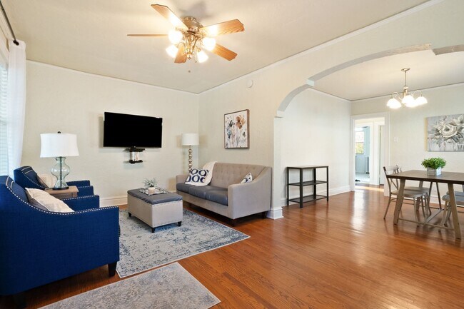 Building Photo - West Park