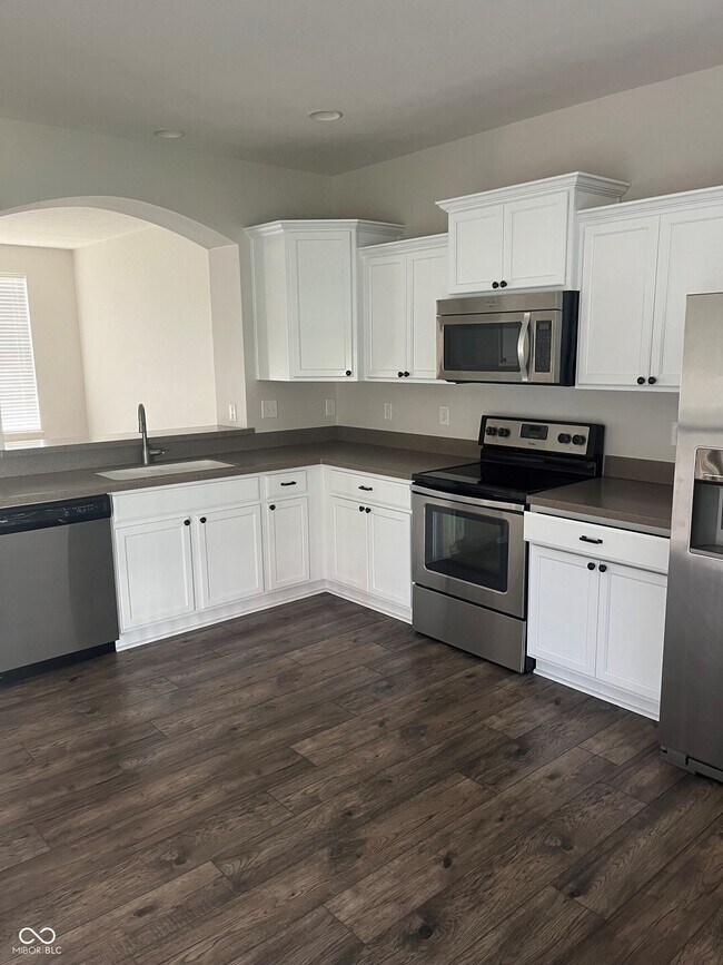 Building Photo - 12721 Tamworth Dr