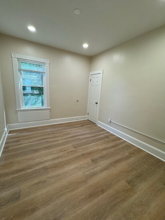 Building Photo - 180 Richmond St