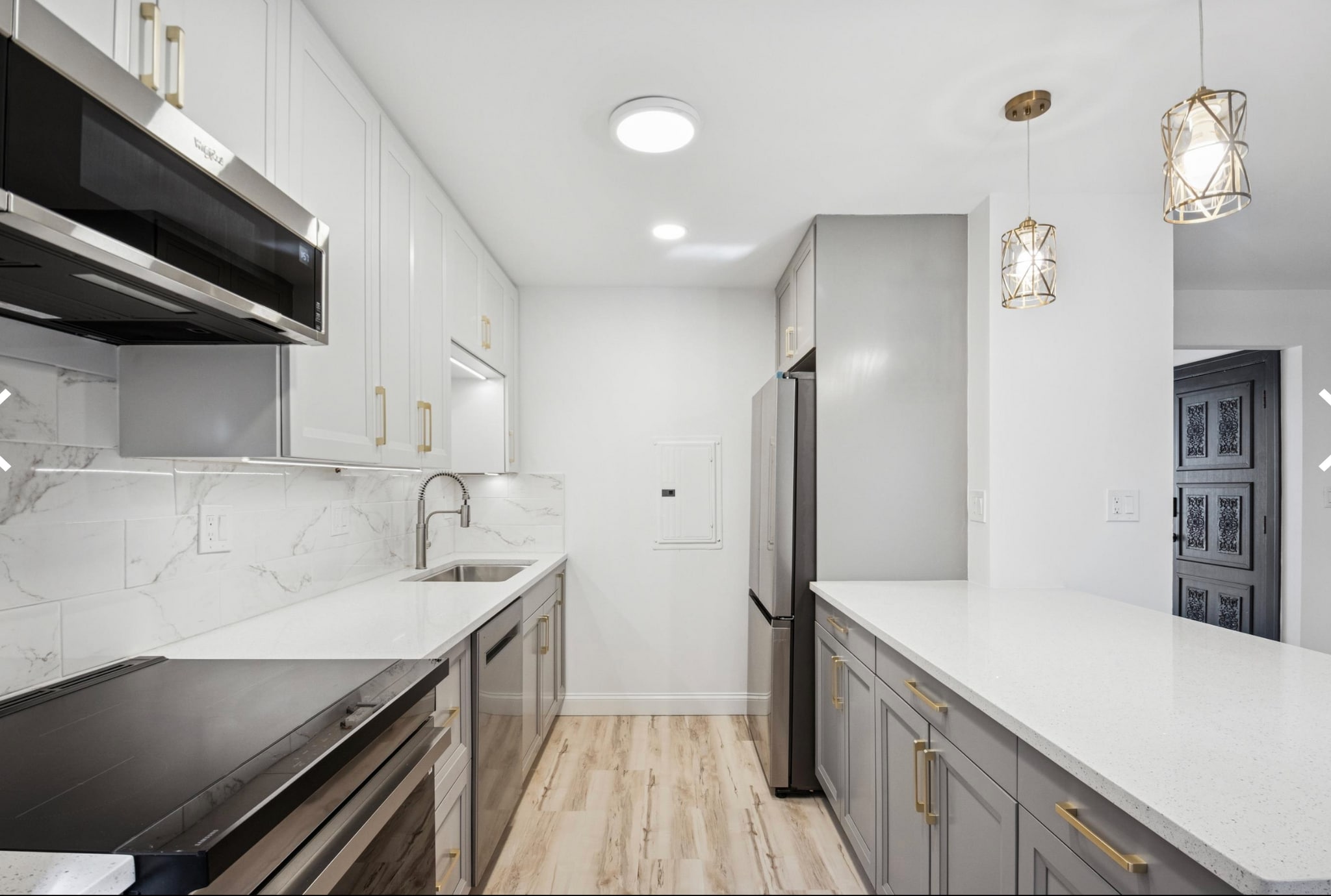 Building Photo - 4201 N Paulina St