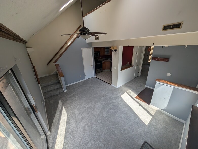 Building Photo - 55 Cross St