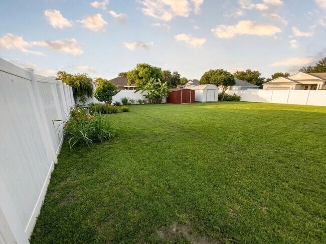 Building Photo - 3004 Wentworth Pl