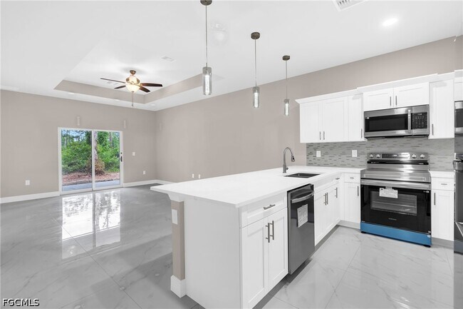 Building Photo - 715 Bering Ave S