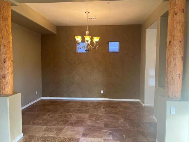 Building Photo - Unfurnished, 1-year long-term rental