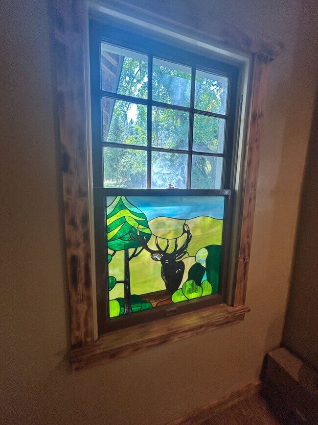 Building Photo - 505 Camas Creek Loop