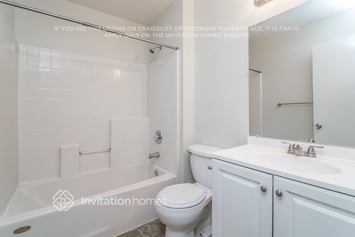Building Photo - 973 Halfmoon Ct N