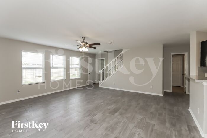 Building Photo - 3014 Madison Elm St