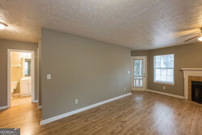 Building Photo - 4838 Westridge Dr