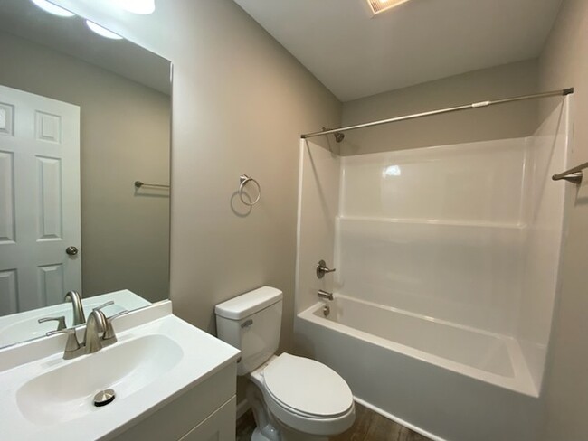 Building Photo - 3 bedroom, 2 bath new construction home