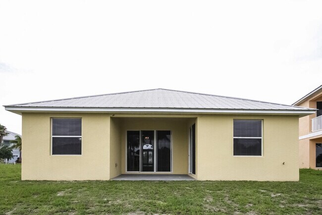 Building Photo - 569 Bimini Bay Blvd