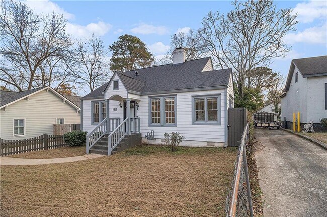 Building Photo - 1719 Flat Shoals Rd SE