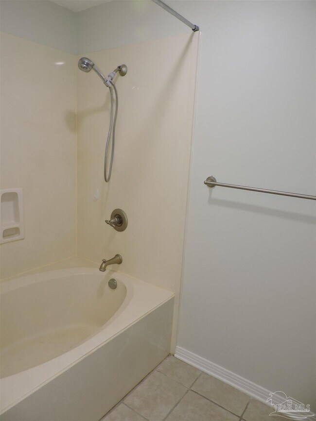 Building Photo - 2780 Honeywood Dr