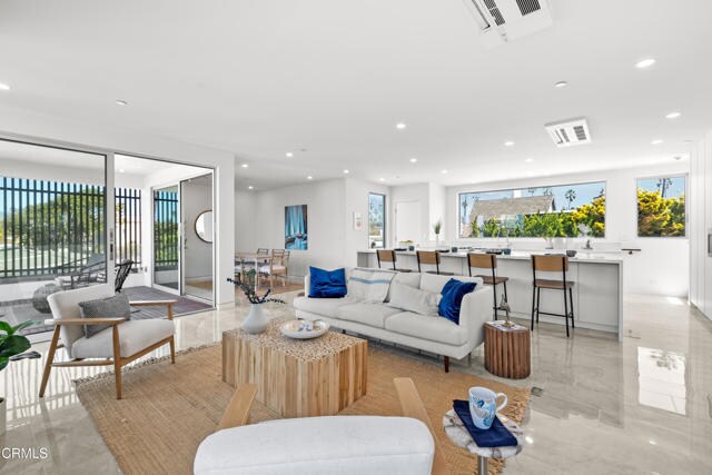 Building Photo - 1238 Devon Ln