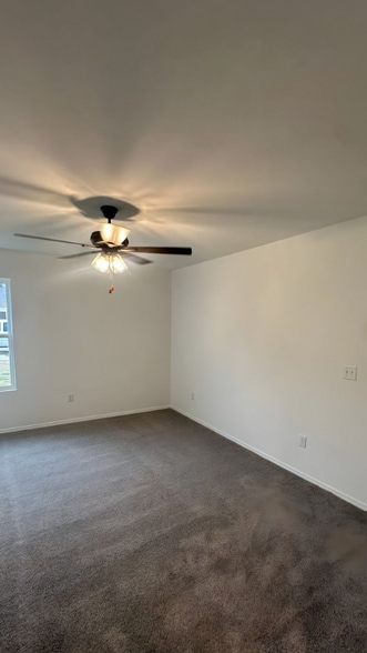 Building Photo - 10408 Marilyn Dr