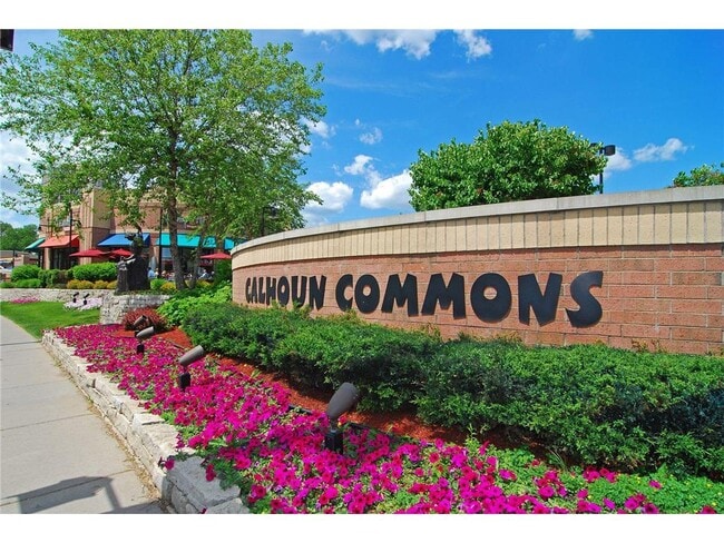 Building Photo - 4222 Basswood Rd