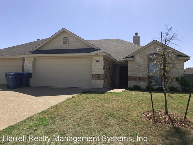 Primary Photo - 3 br, 2 bath House - 602 Monticello Circle