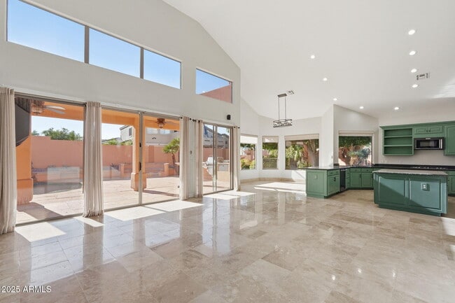 Building Photo - 4055 N Recker Rd