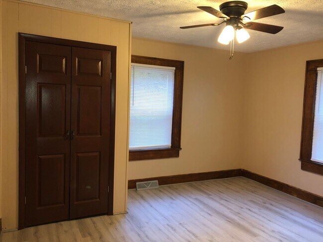 Building Photo - 418 Wilson Ridge Rd