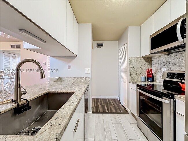 Building Photo - 18296 Mediterranean Blvd