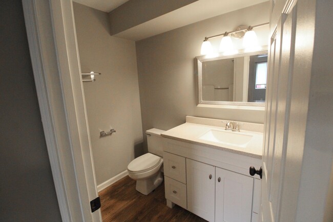 Building Photo - 3 bedroom condo for rent with great sunris...