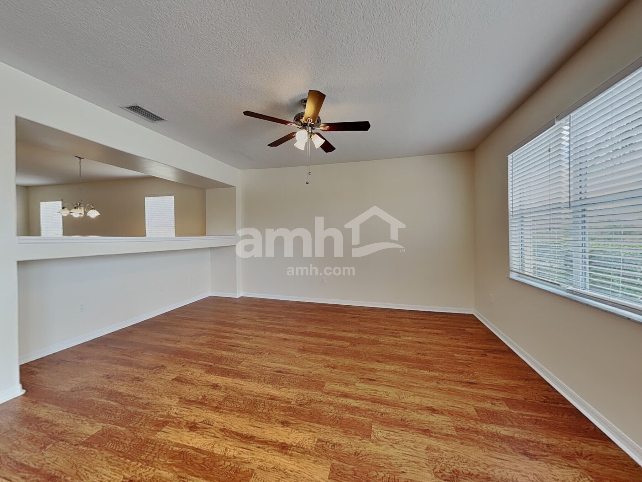 Building Photo - 19554 Timberbluff Dr