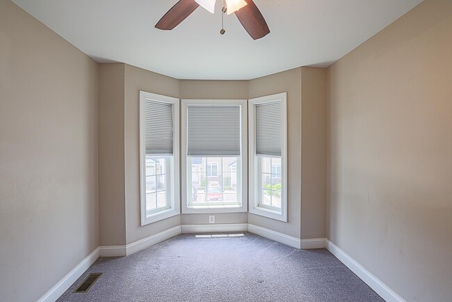 Building Photo - 3709 Fords Ln