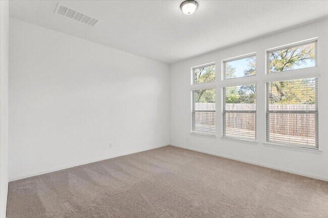 Building Photo - 1429 Cole Ests Dr