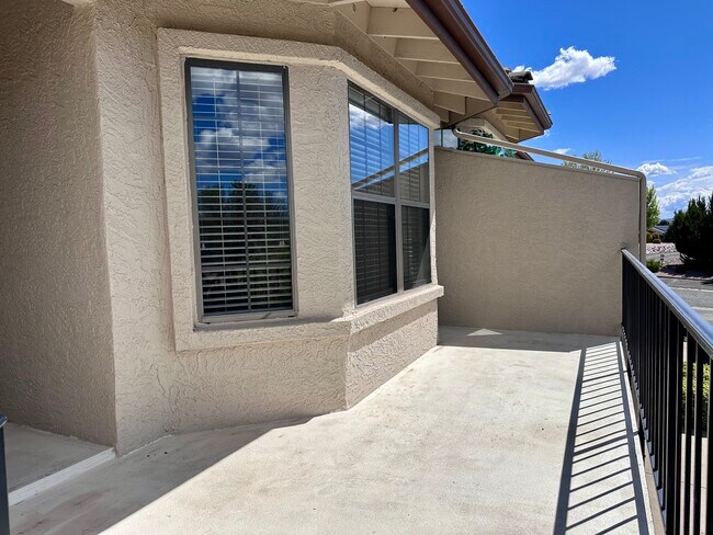 Building Photo - 11456 N Fairway Dr